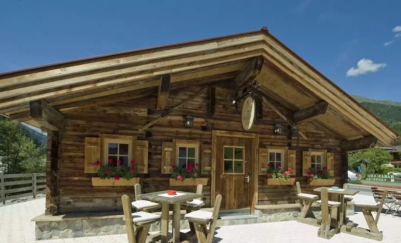 Retkeilymaja Gasthaus Maislau