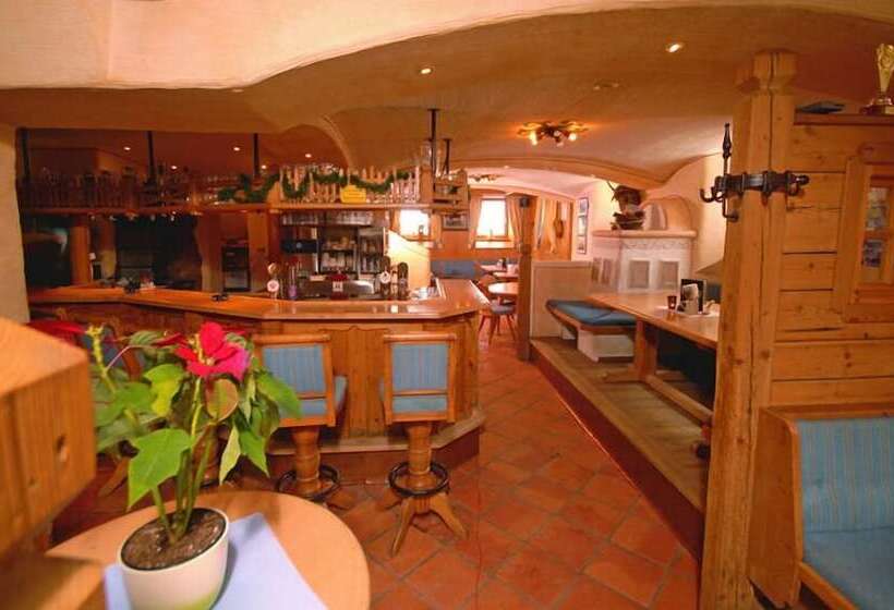 فندق صغير Gasthaus Maislau