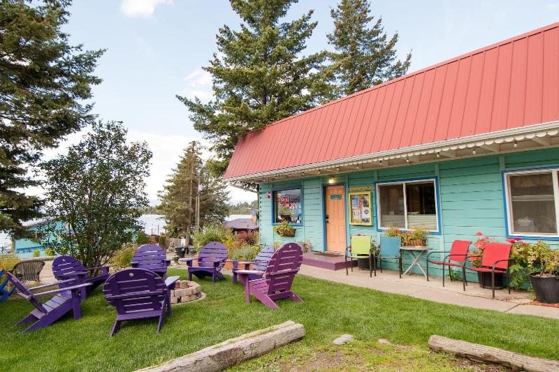 ユースホステル The Islander Inn