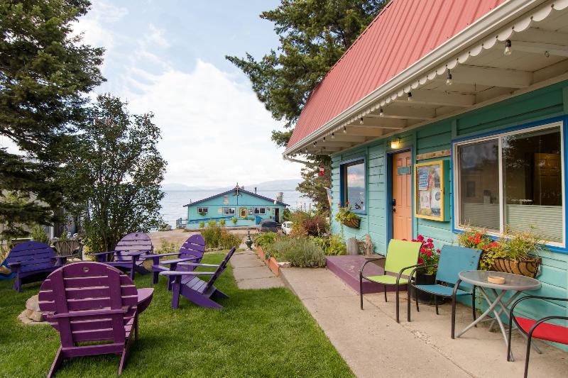 ユースホステル The Islander Inn