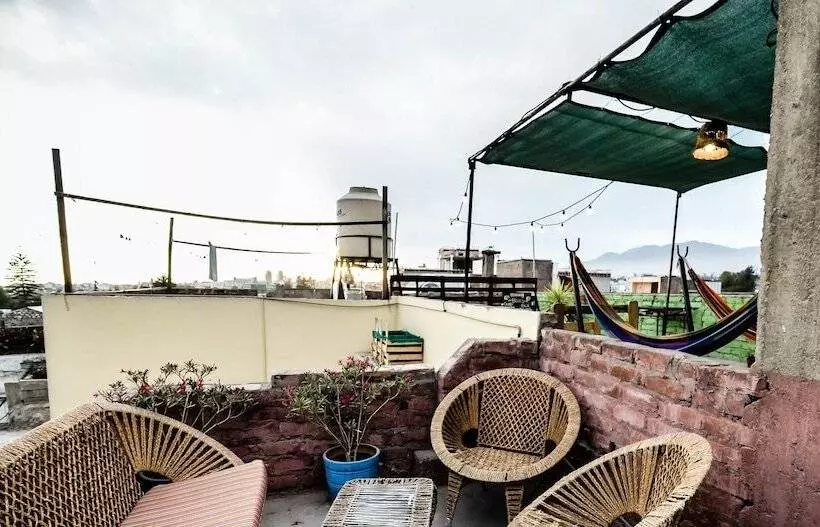Econunay Hostels