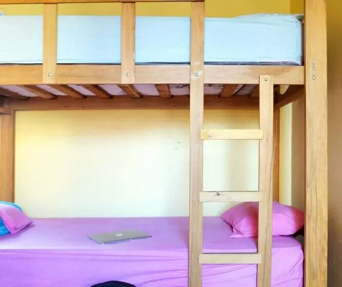 Econunay Hostels