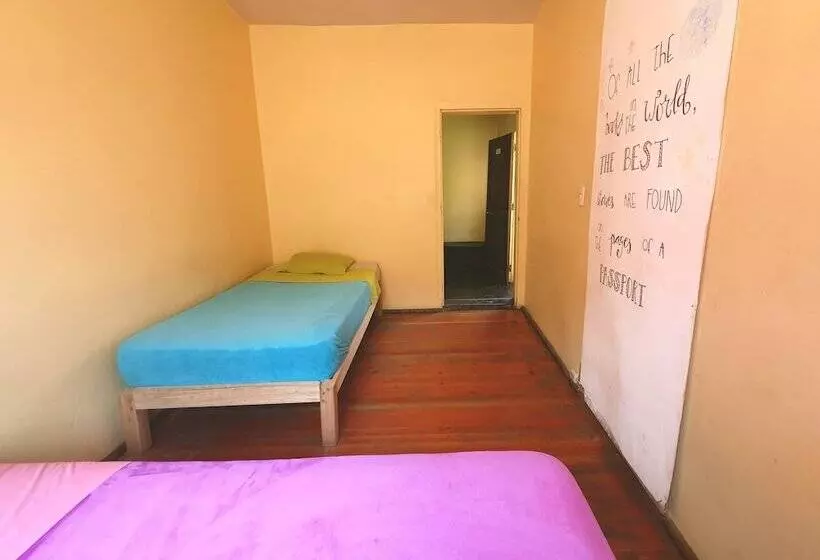 Econunay Hostels