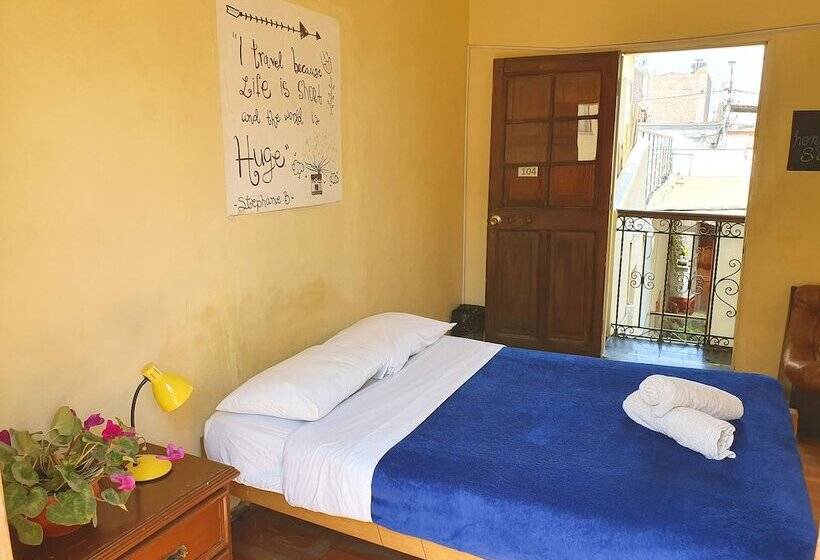 Econunay Hostels
