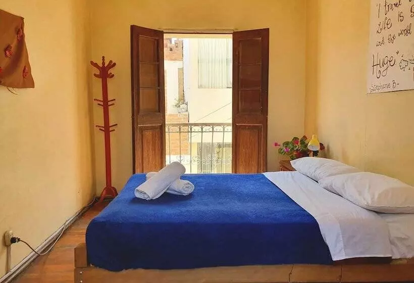 Econunay Hostels