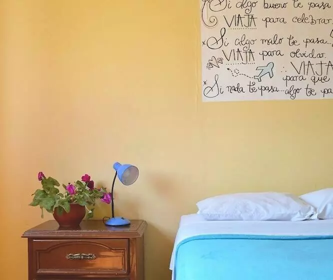 Econunay Hostels
