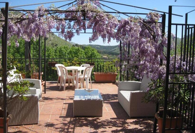 ホテル Agriturismo Al Poggetto