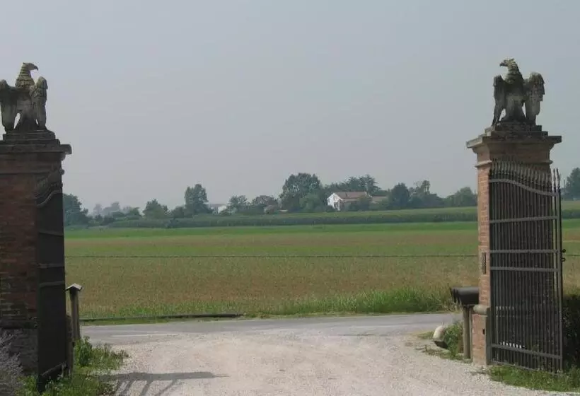 Hotelli Agriturismo Corte Virgiliana