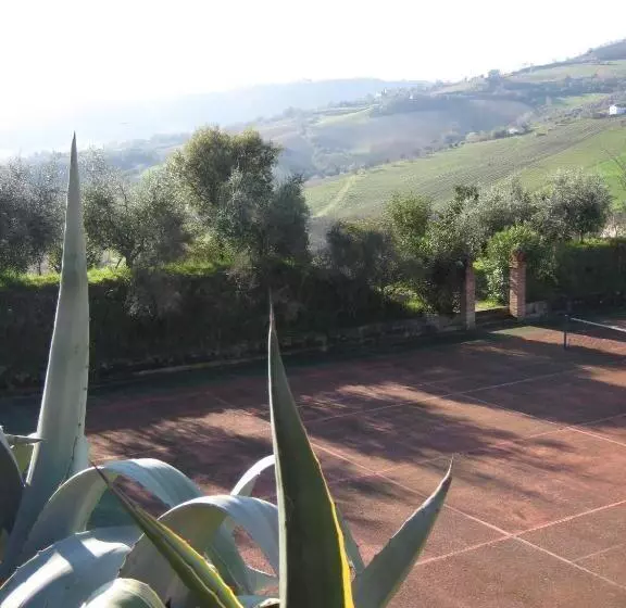 ホテル Agriturismo La Campana