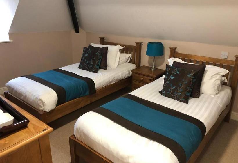 هتل The Corbet Arms