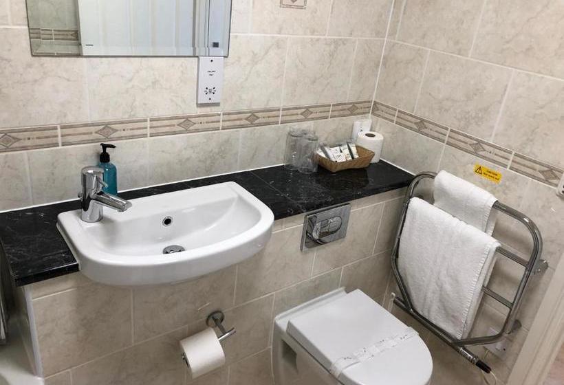 هتل The Corbet Arms