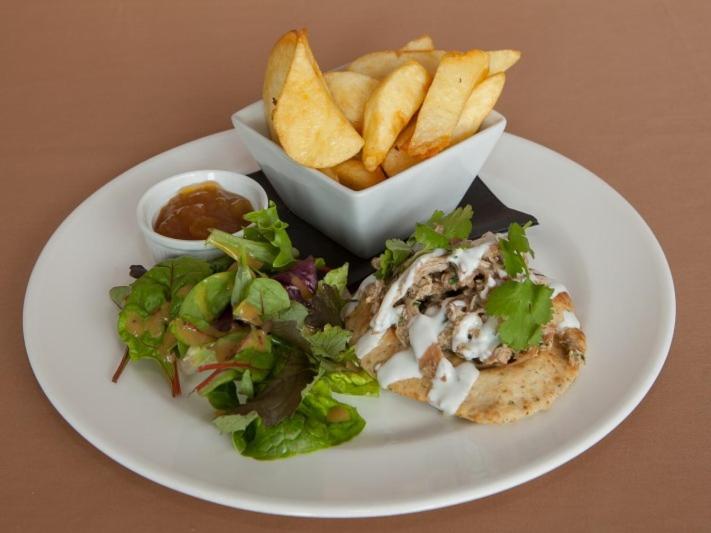 هتل The Corbet Arms