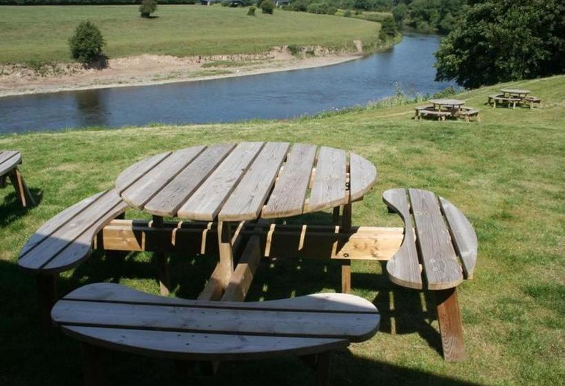 هتل The Corbet Arms