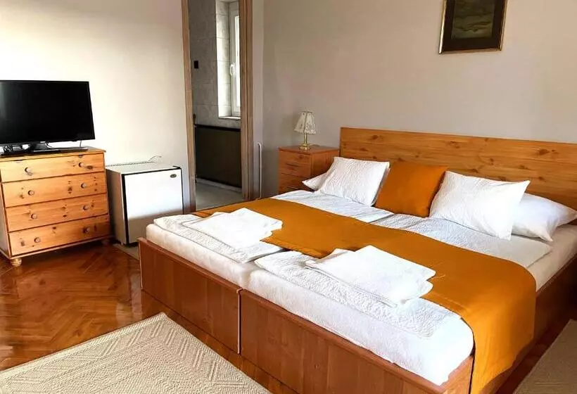 Majatalo Kántás Vendégház Tihany