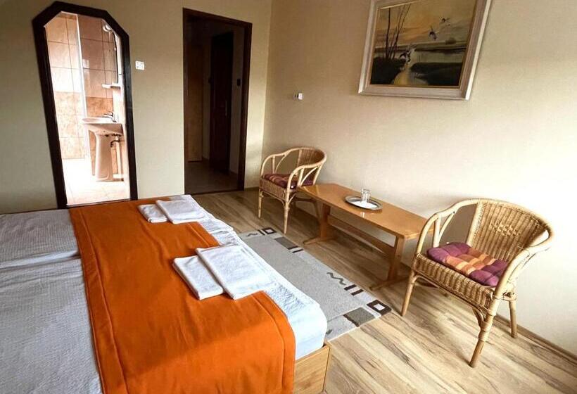 膳宿费 Kántás Vendégház Tihany