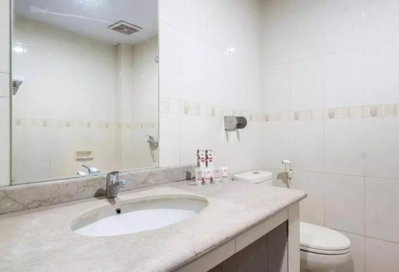 Oyo 329 Hotel Darma Nusantara 2