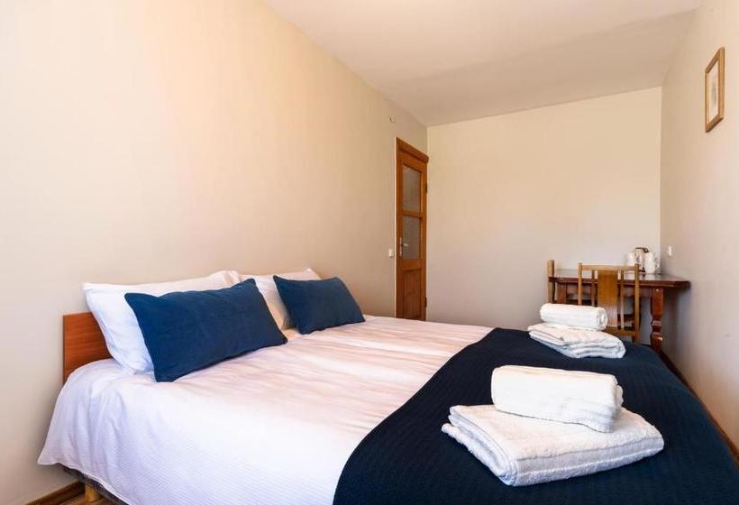 پانسیون Aidaras