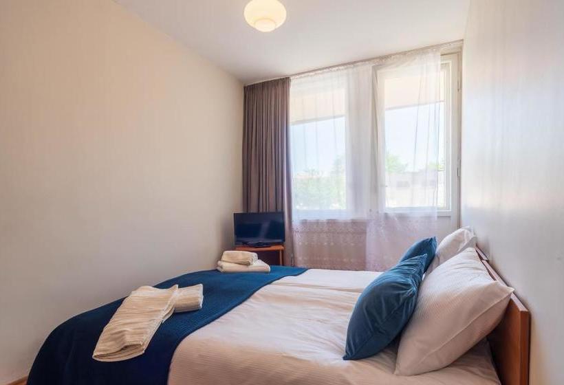 پانسیون Aidaras