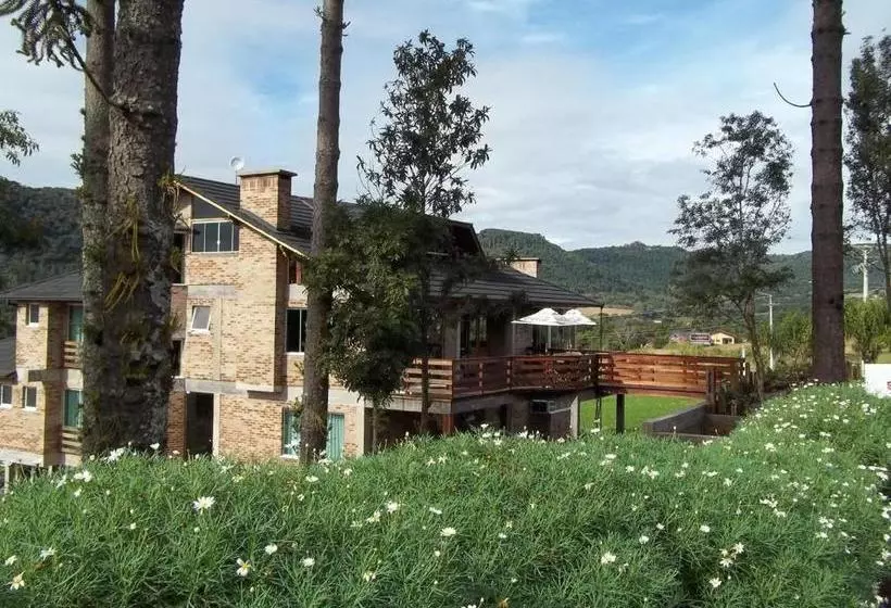 ペンション Bina's Haus Pousada, Cafeteria E Atelier