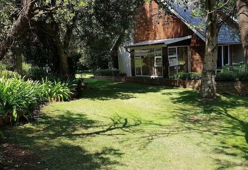 פנסיון Glendower View Guest House