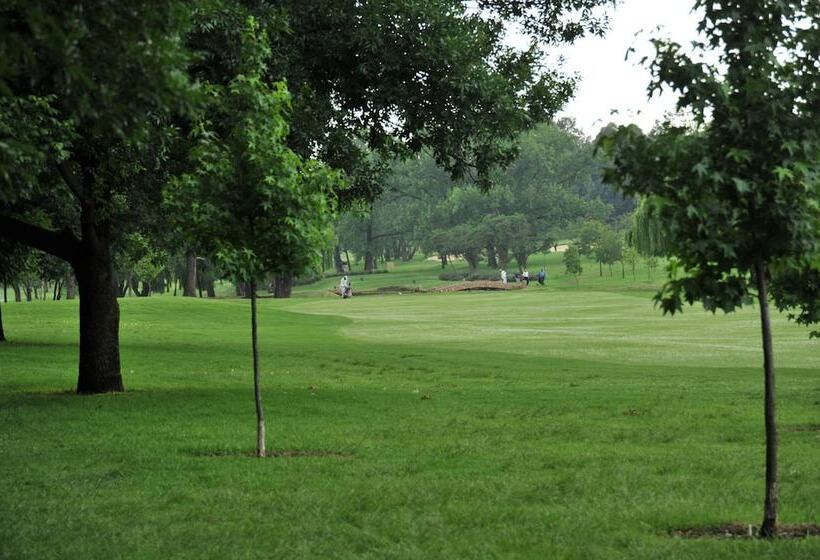 פנסיון Glendower View Guest House