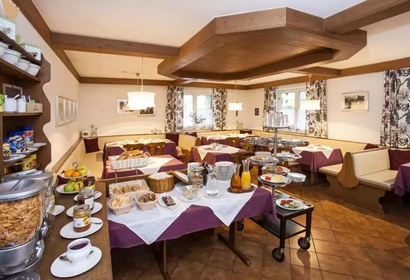 ペンション Gästehaus Sunkler