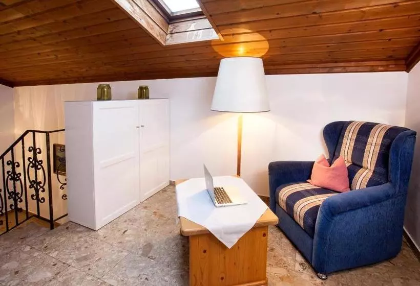 ペンション Gästehaus Sunkler