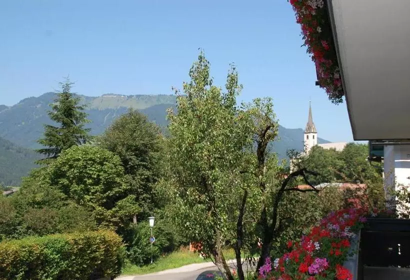 ペンション Gästehaus Sunkler