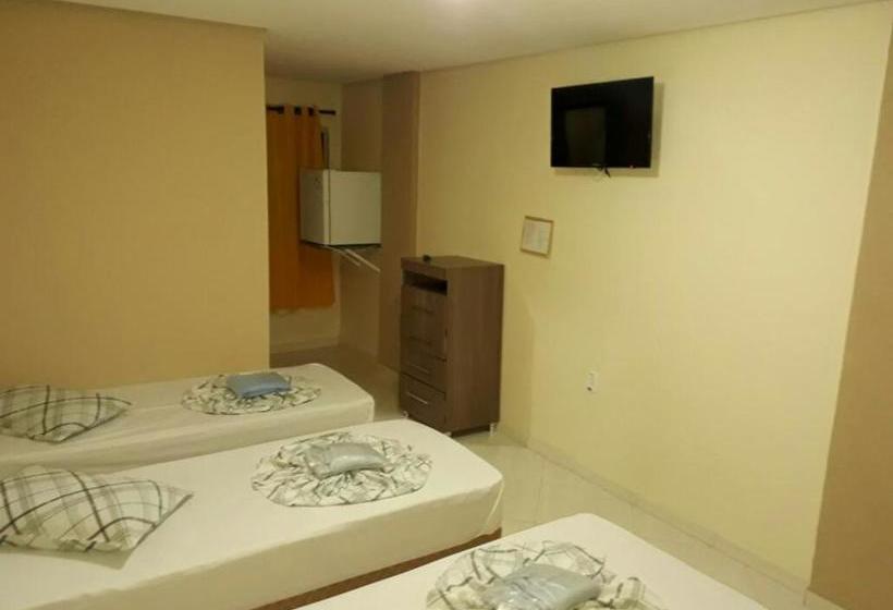 ペンション Pousada Familiar Oficial