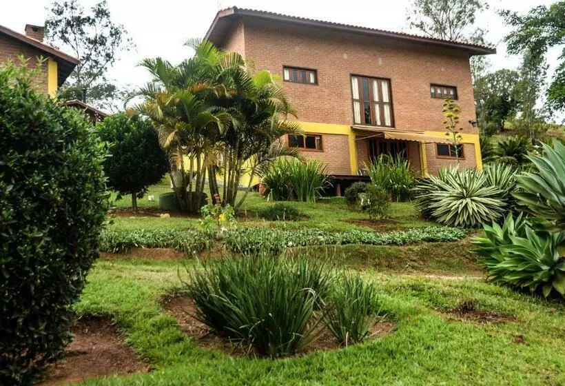 ペンション Pousada Refugio Do Serrano