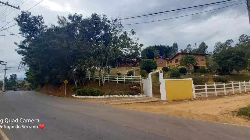 ペンション Pousada Refugio Do Serrano
