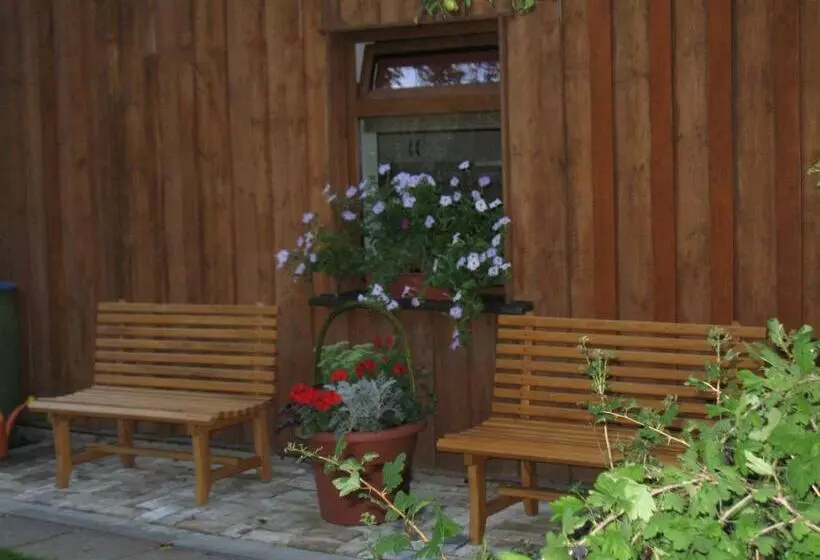 پانسیون Pulkvedis Guest House