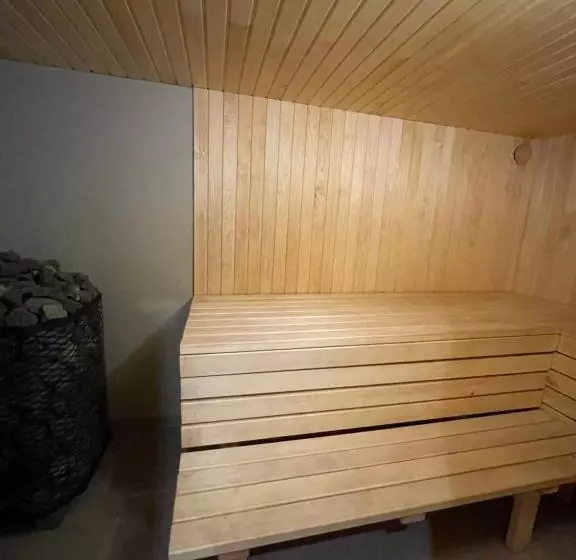 پانسیون Pulkvedis Guest House