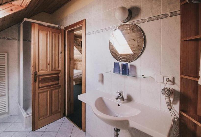 Panzió Rodinný Resort Uko