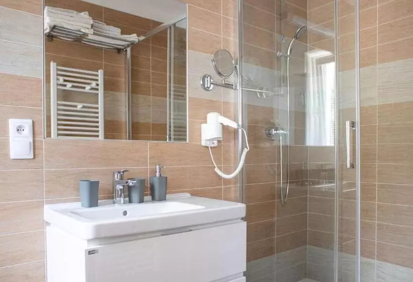 ペンション Rodinný Resort Uko