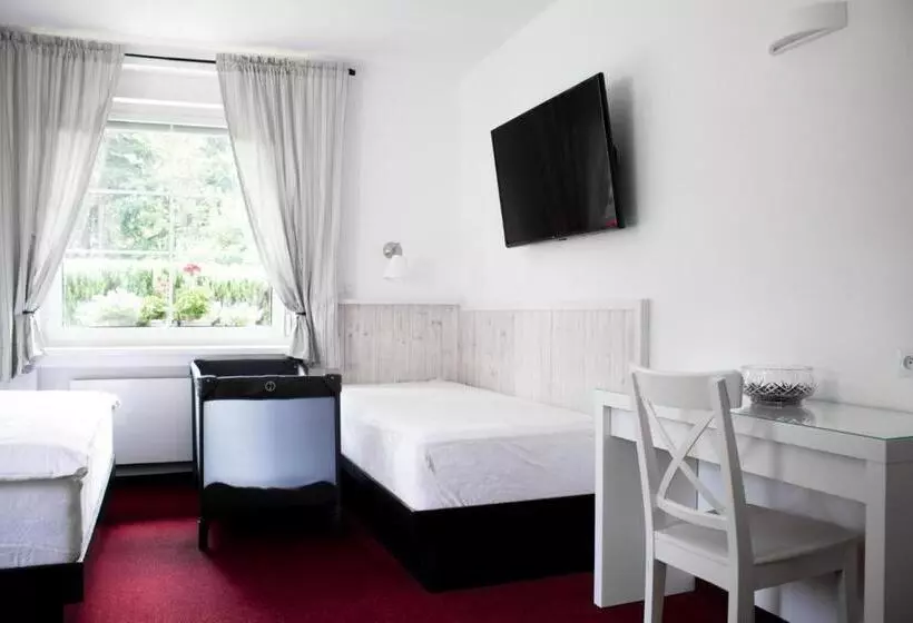 ペンション Rodinný Resort Uko