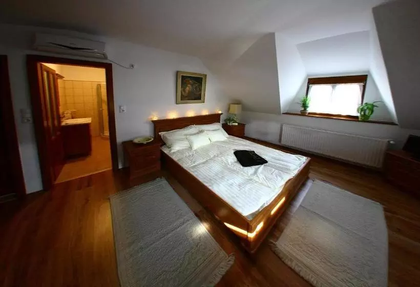 Wekler Családi Pincészet és Panzió