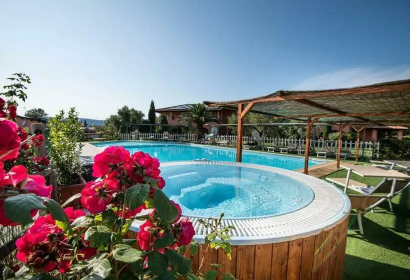 ホテル Agriturismo Borgo Campetroso