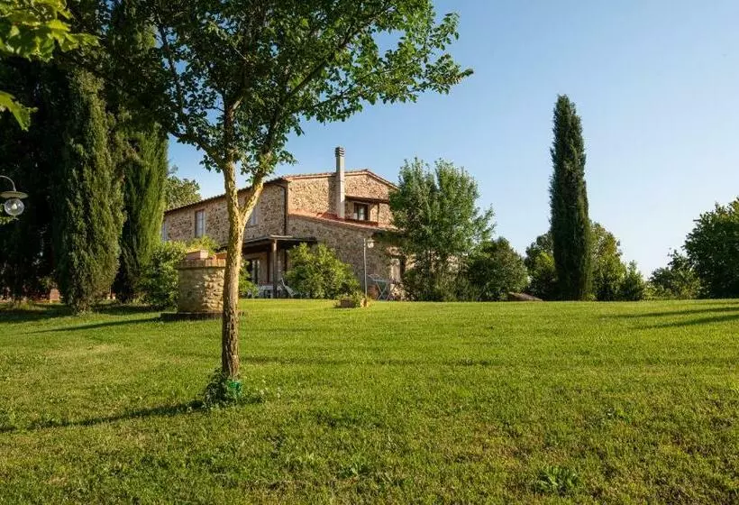 ホテル Agriturismo Borgo Campetroso