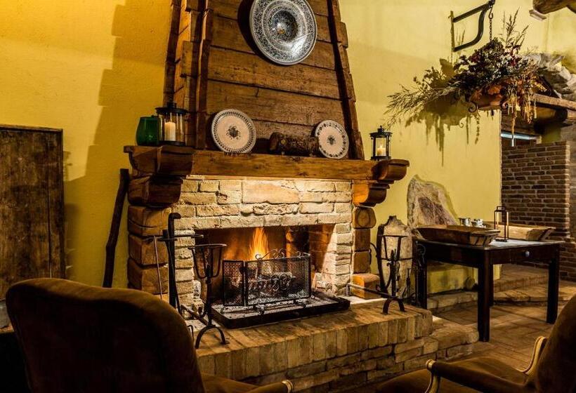 בית מלון כפרי Pieve Del Castello