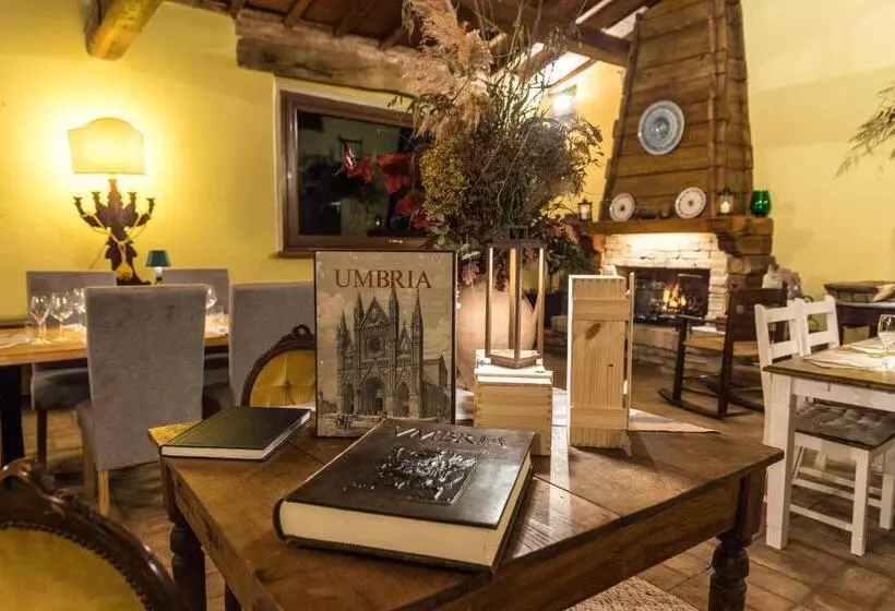 Hotelli Pieve Del Castello