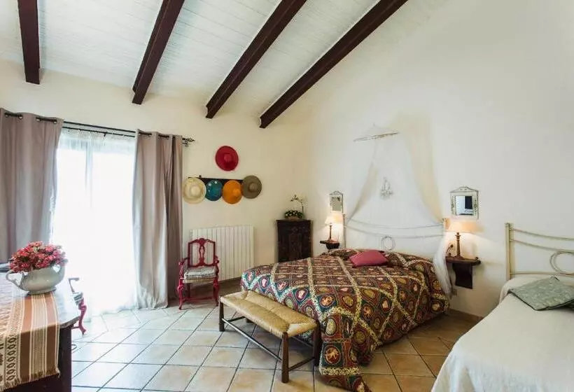 Hotelli Pieve Del Castello