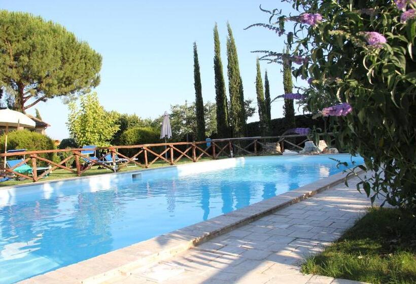 בית מלון כפרי Pieve Del Castello