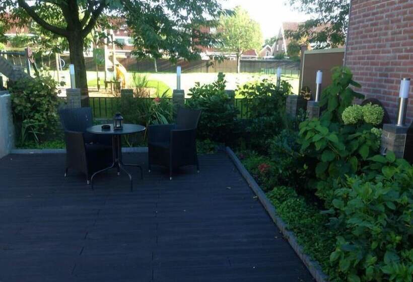 פנסיון Alex Rooms