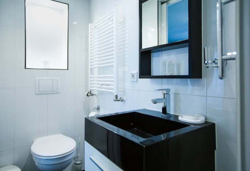 פנסיון Alex Rooms