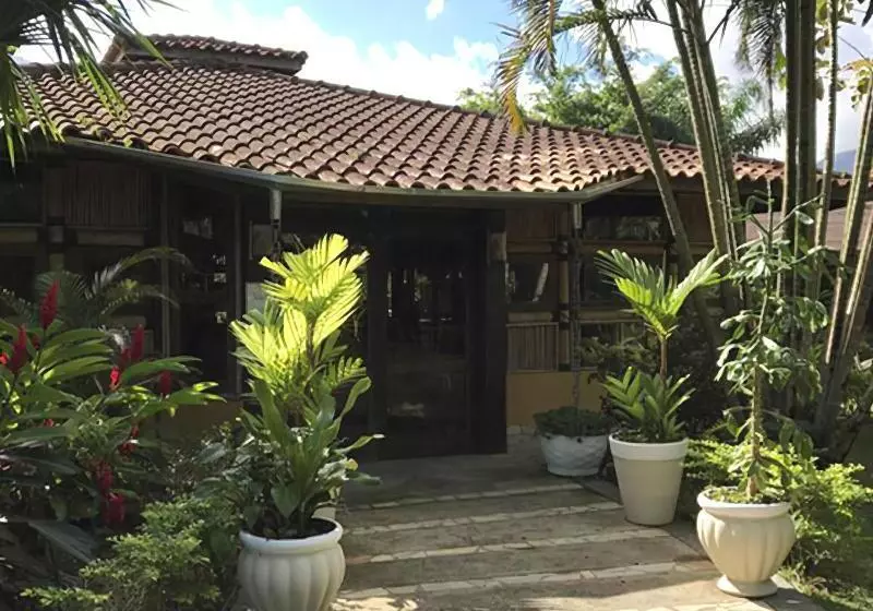 ペンション Amoreiras Hotel Pousada