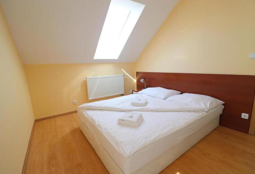 بنسيون Blatenský Dvůr