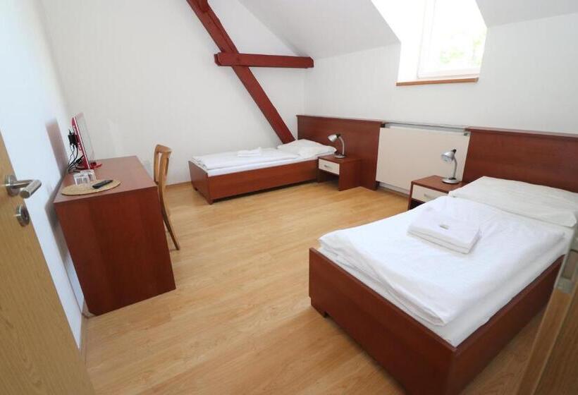 بنسيون Blatenský Dvůr