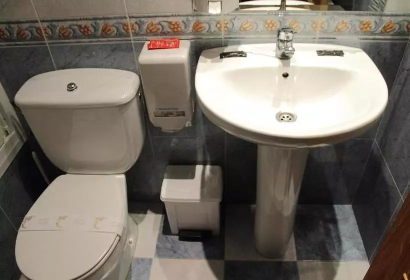ペンション Hostal Castilla