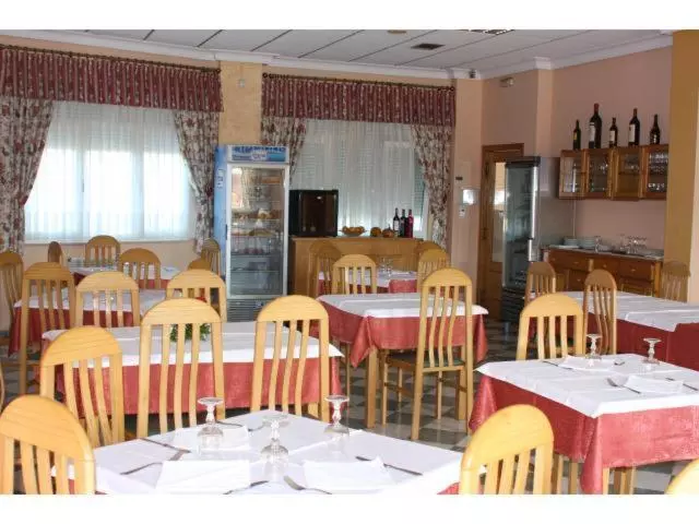 ペンション Hostal Castilla